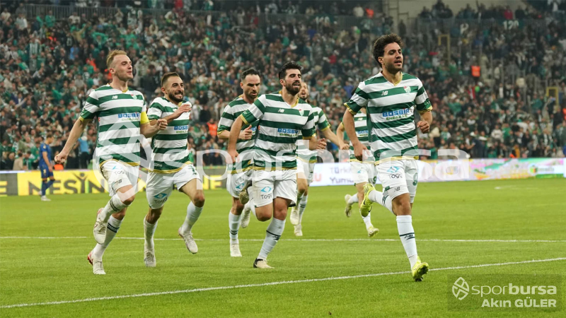 Lider Bursaspor oynamadan puan farkını açtı!