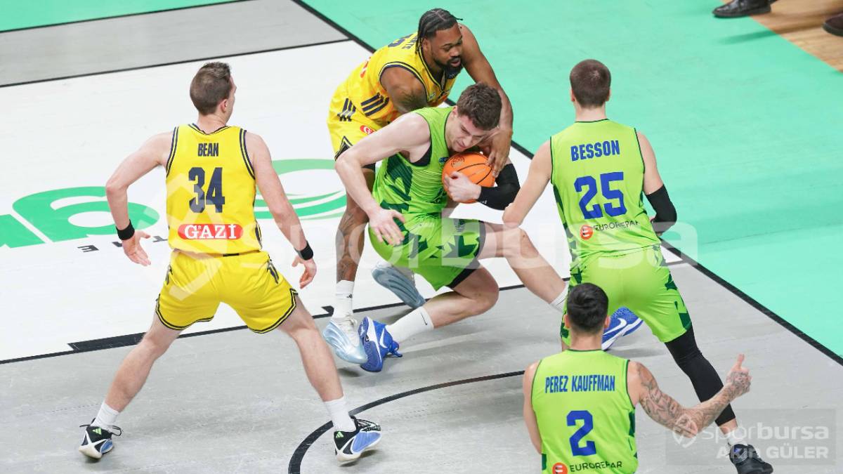 TOFAŞ - ALBA BERLİN MAÇI FOTOĞRAFLARI