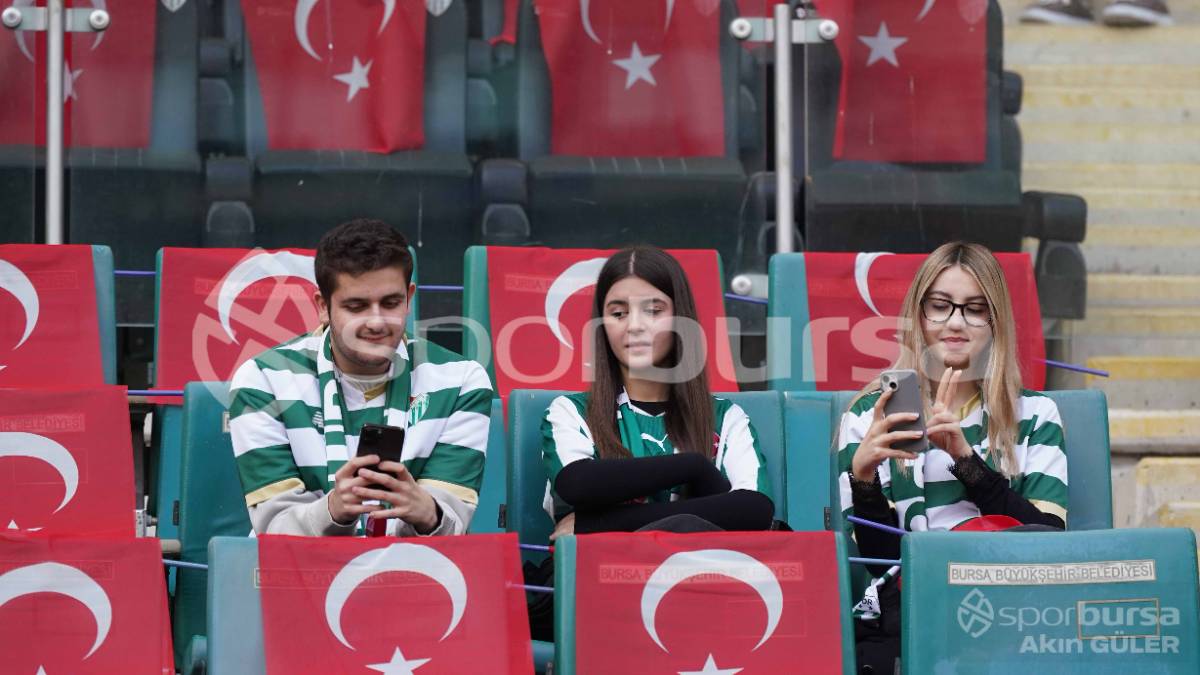 BURSASPOR - YENİ MERSİN İDMAN YURDU MAÇI FOTOĞRAFLARI