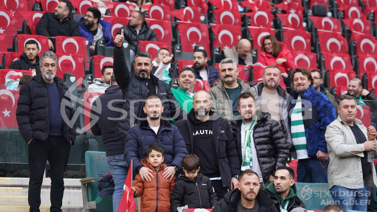 BURSASPOR - YENİ MERSİN İDMAN YURDU MAÇI FOTOĞRAFLARI