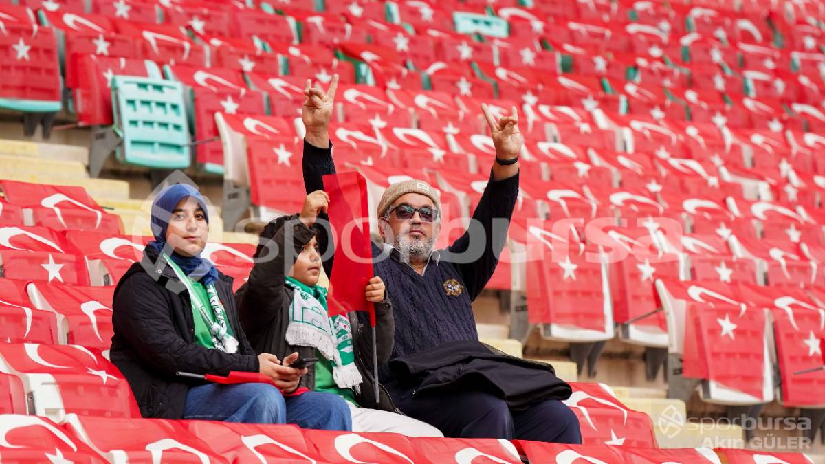 BURSASPOR - YENİ MERSİN İDMAN YURDU MAÇI FOTOĞRAFLARI