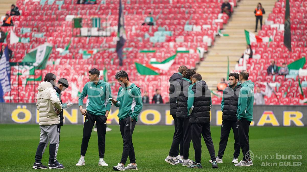 BURSASPOR - YENİ MERSİN İDMAN YURDU MAÇI FOTOĞRAFLARI