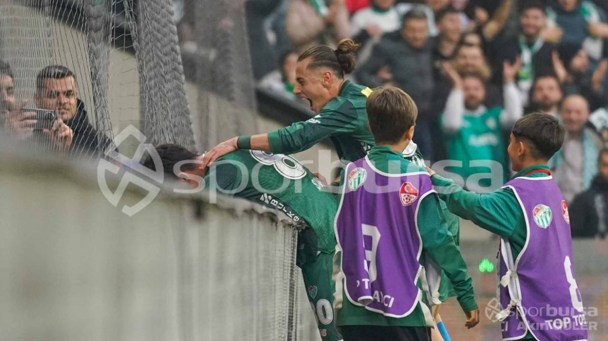 BURSASPOR - YENİ MERSİN İDMAN YURDU MAÇI FOTOĞRAFLARI