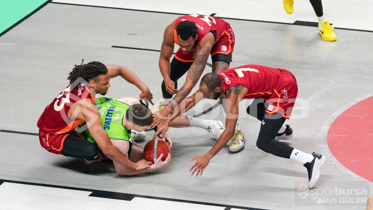 TOFAŞ - GALATASARAY MAÇI FOTOĞRAFLARI