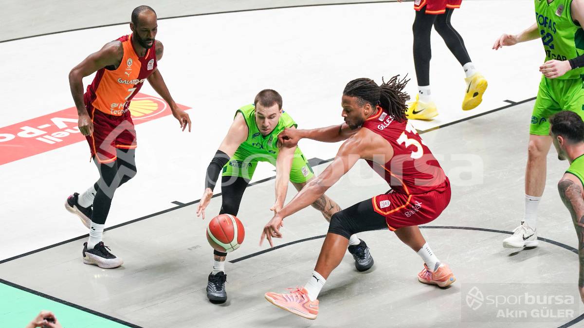 TOFAŞ - GALATASARAY MAÇI FOTOĞRAFLARI