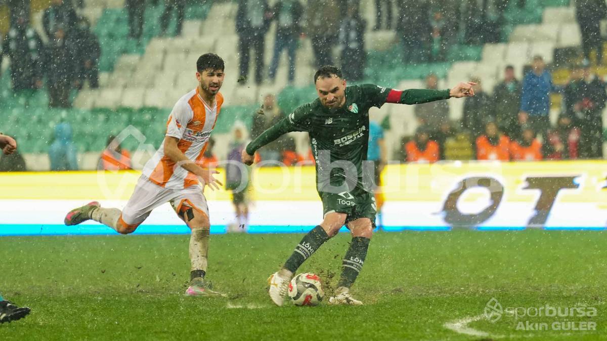 BURSASPOR - ADANASPOR MAÇI FOTOĞRAFLARI