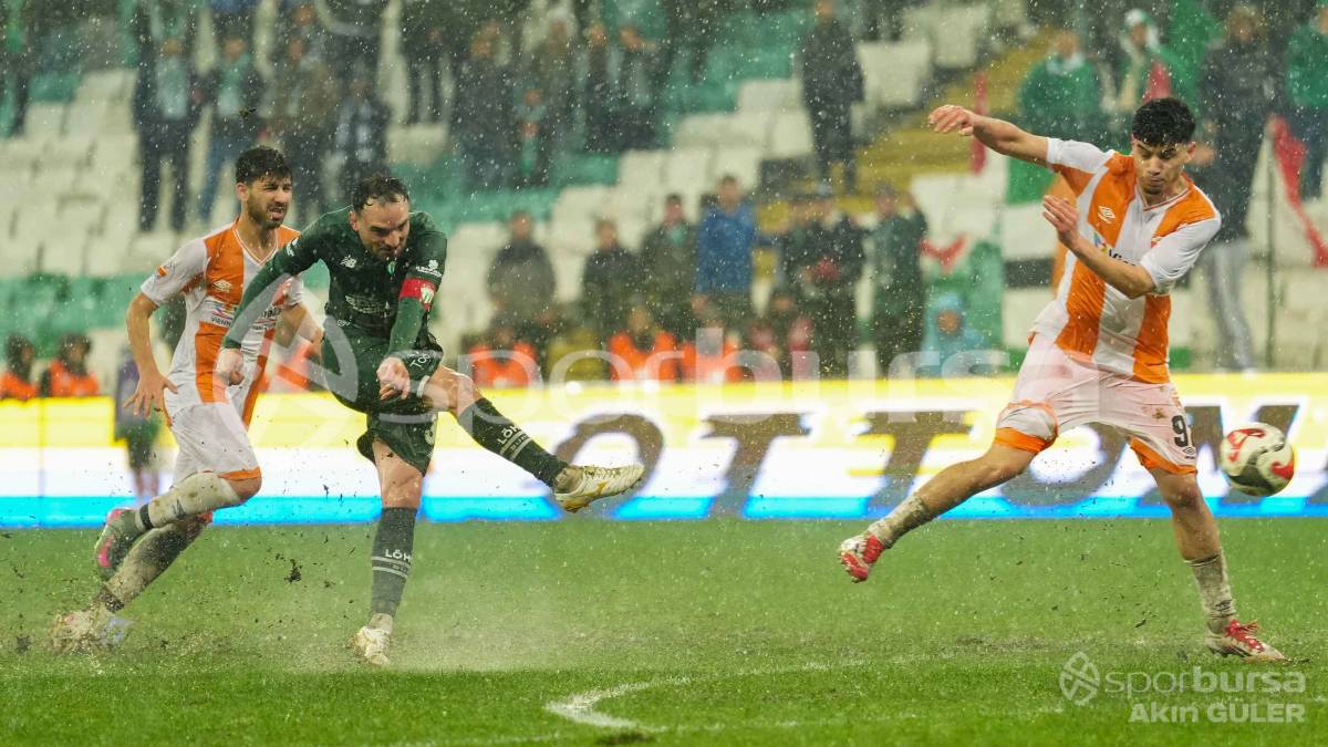 BURSASPOR - ADANASPOR MAÇI FOTOĞRAFLARI