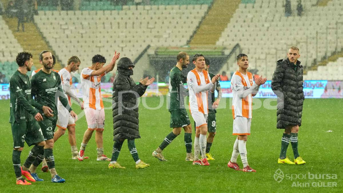BURSASPOR - ADANASPOR MAÇI FOTOĞRAFLARI