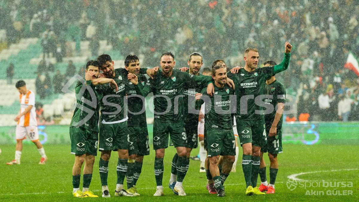 BURSASPOR - ADANASPOR MAÇI FOTOĞRAFLARI