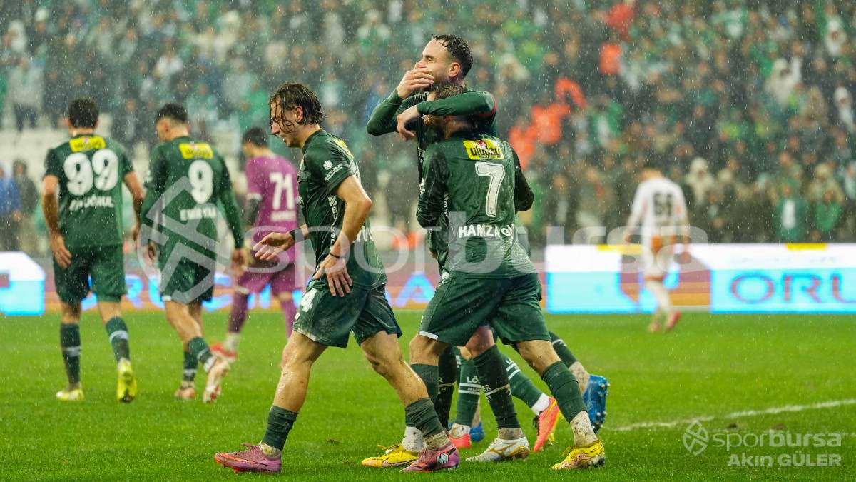 BURSASPOR - ADANASPOR MAÇI FOTOĞRAFLARI