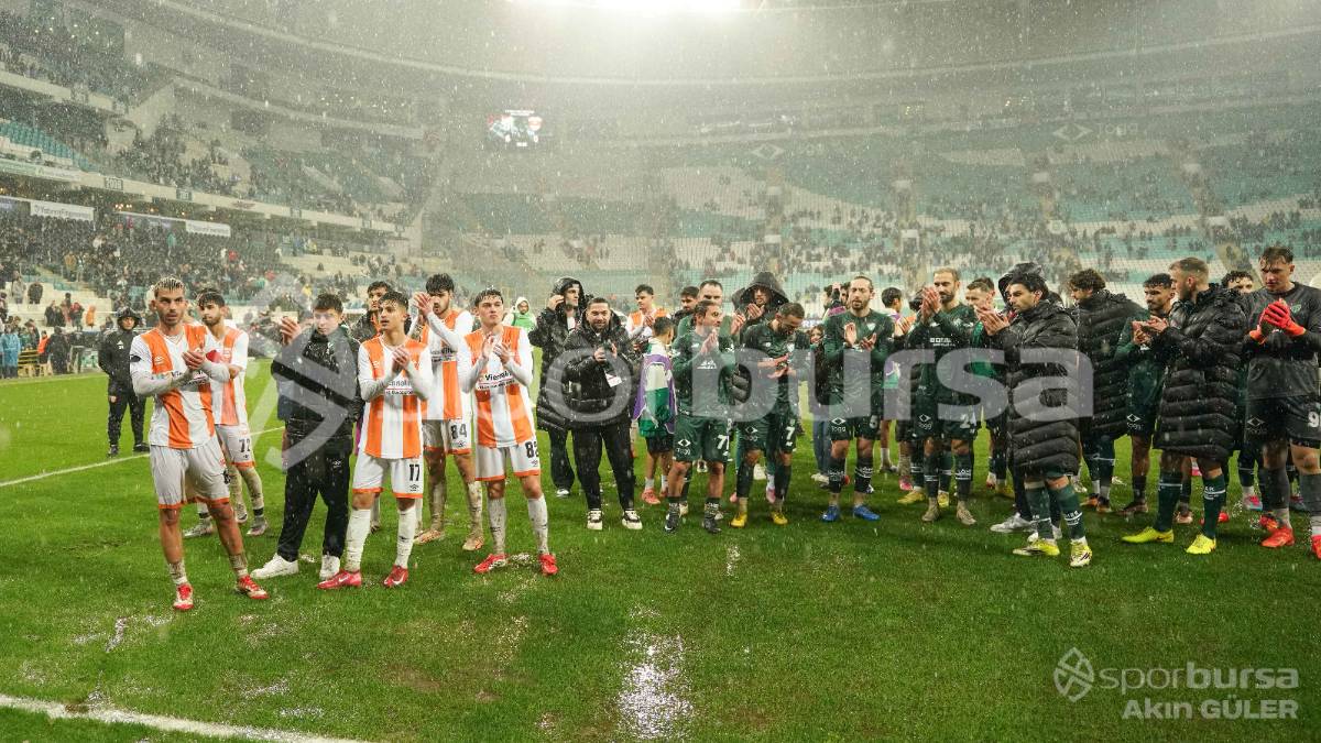 BURSASPOR - ADANASPOR MAÇI FOTOĞRAFLARI