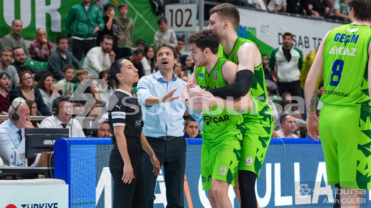 BURSASPOR - TOFAŞ BASKETBOL MAÇ FOTOĞRAFLARI
