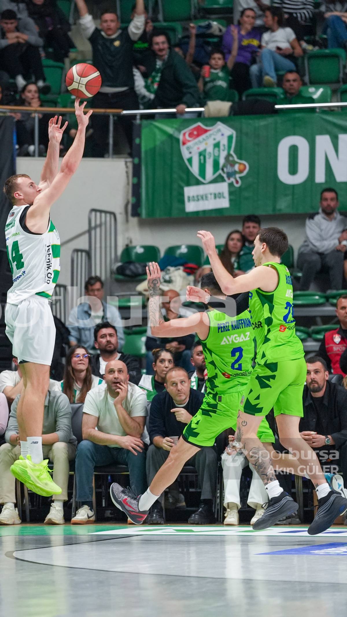 BURSASPOR - TOFAŞ BASKETBOL MAÇ FOTOĞRAFLARI