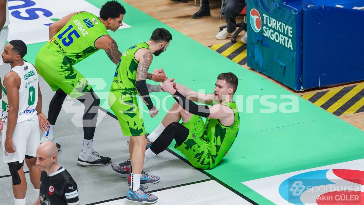 BURSASPOR - TOFAŞ BASKETBOL MAÇ FOTOĞRAFLARI