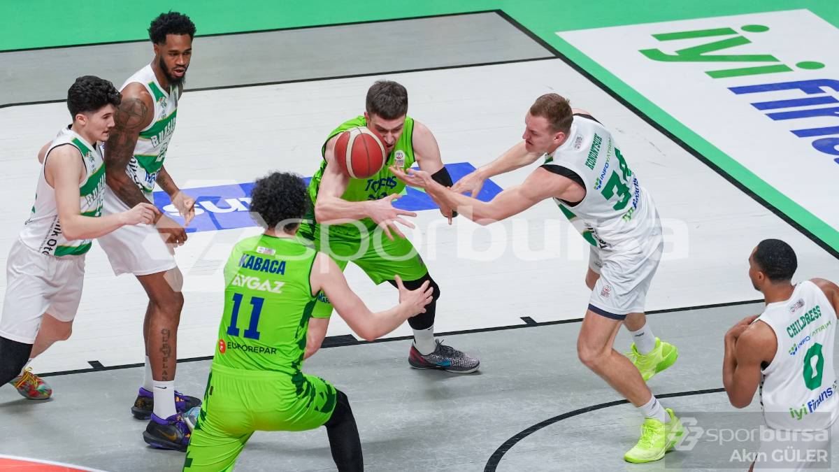 BURSASPOR - TOFAŞ BASKETBOL MAÇ FOTOĞRAFLARI