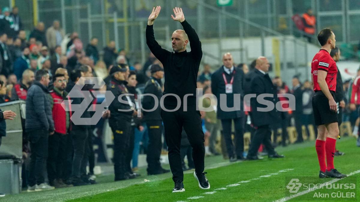 BURSASPOR - GÜZİDE GEBZESPOR MAÇ FOTOĞRAFLARI