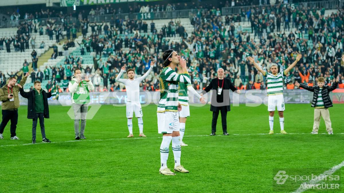 BURSASPOR - GÜZİDE GEBZESPOR MAÇ FOTOĞRAFLARI