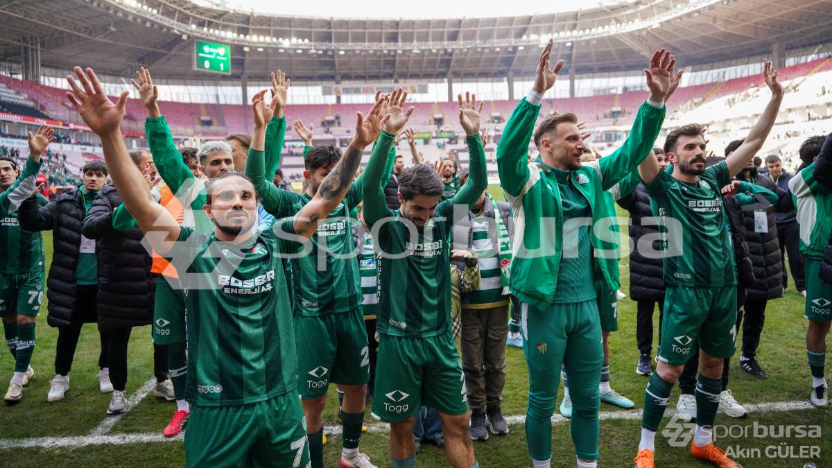 ANKARA DEMİRSPOR - BURSASPOR MAÇ FOTOĞRAFLARI