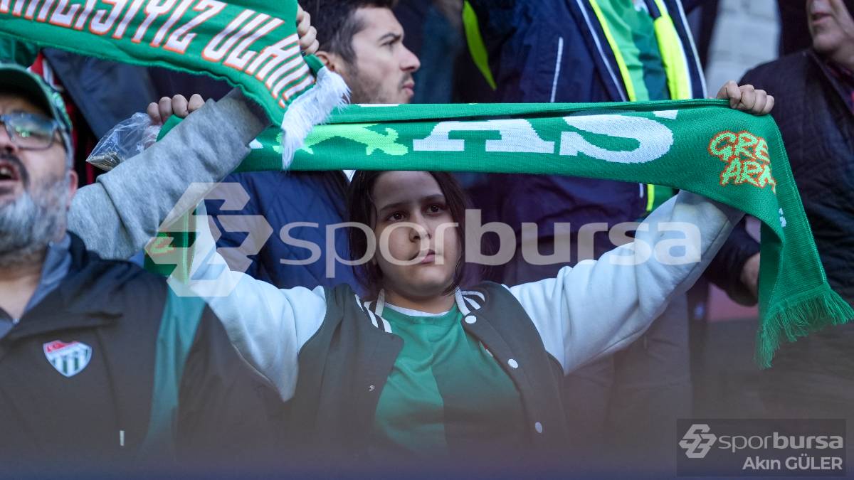 ANKARA DEMİRSPOR - BURSASPOR MAÇ FOTOĞRAFLARI