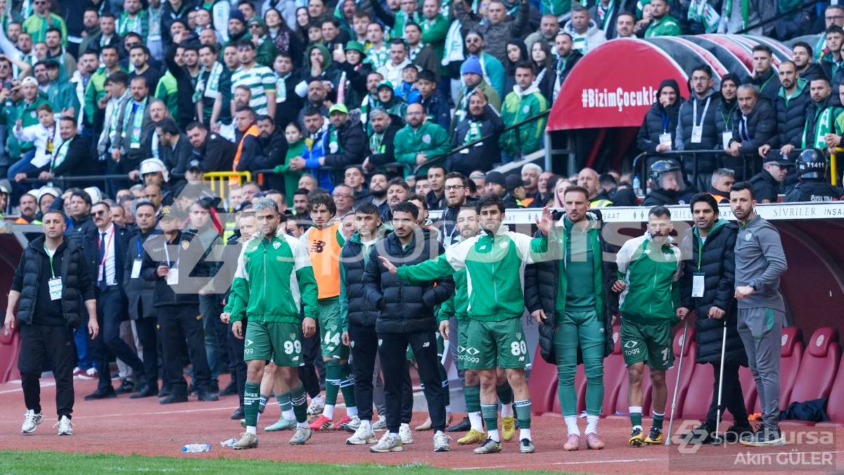 ANKARA DEMİRSPOR - BURSASPOR MAÇ FOTOĞRAFLARI