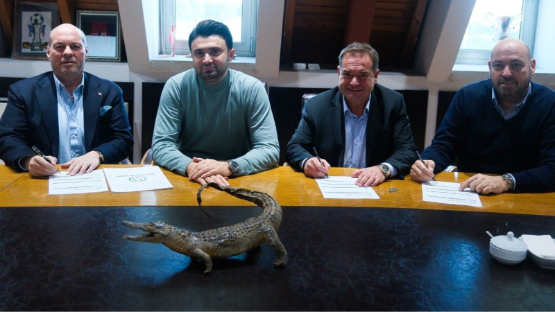 Bursaspor’dan şampiyonluk prim kampanyası! İlk destek Kızıl ve Yedikardeş'ten