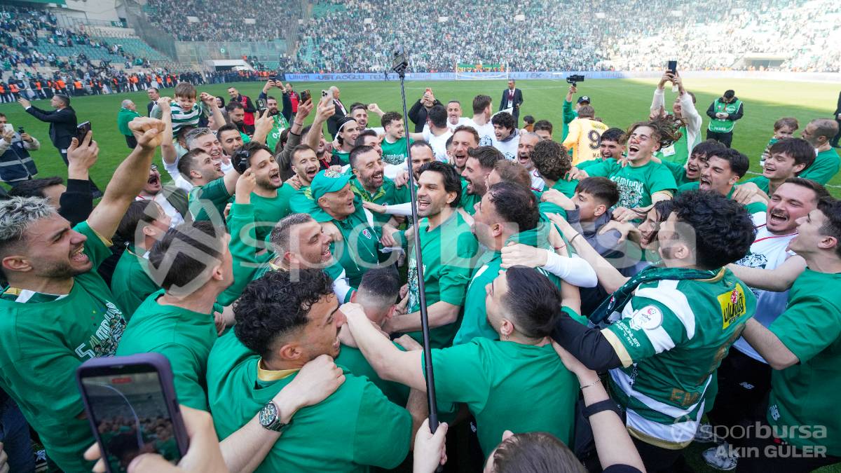BURSASPOR - SOMASPOR MAÇI VE ŞAMPİYONLUK KUTLAMALARI FOTO GALERİ