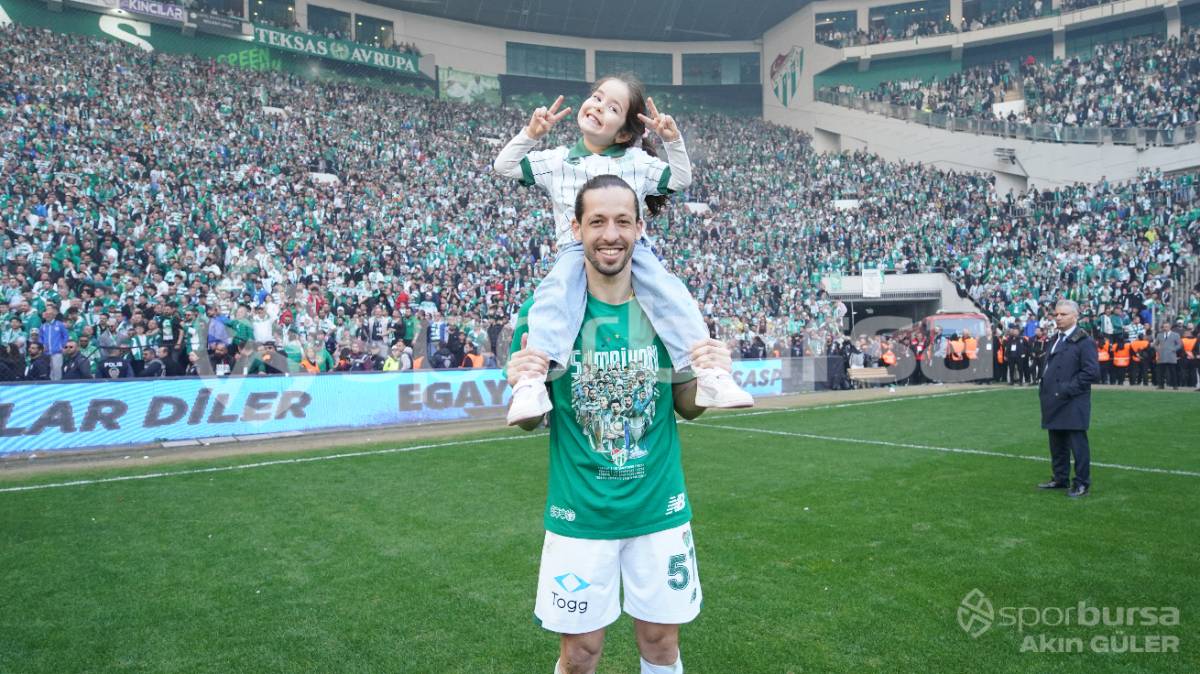 BURSASPOR - SOMASPOR MAÇI VE ŞAMPİYONLUK KUTLAMALARI FOTO GALERİ