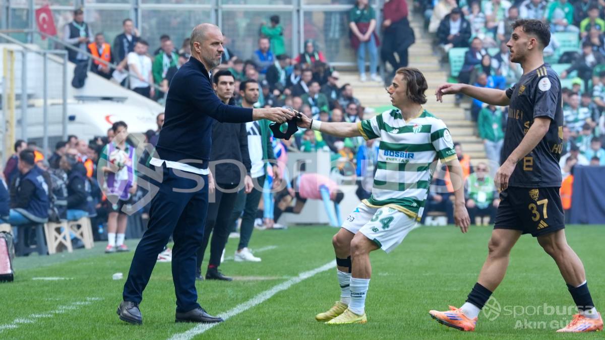 BURSASPOR - SOMASPOR MAÇI VE ŞAMPİYONLUK KUTLAMALARI FOTO GALERİ