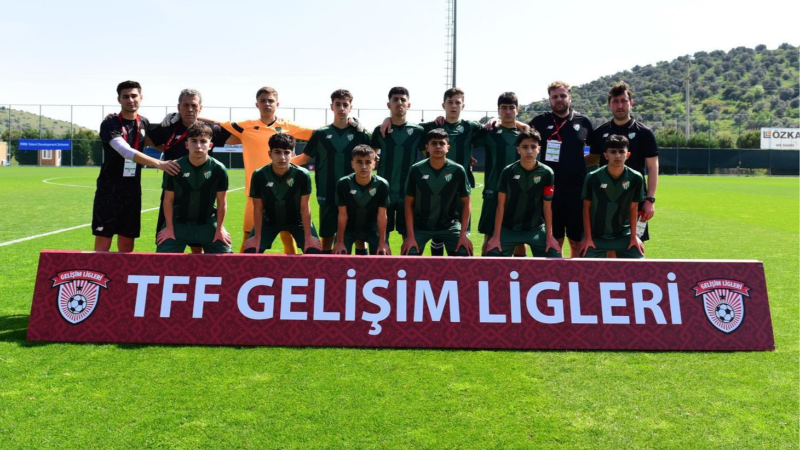Bursaspor U14 finali kaçırdı!