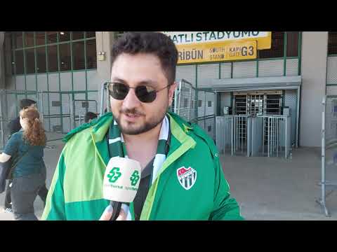 Şampiyonluk kutlamaları öncesi yeşil-beyazlı taraftarlara mikrofon uzattık..