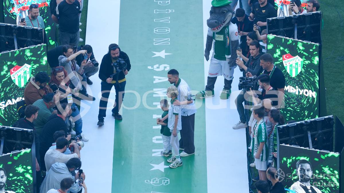 BURSASPOR ŞAMPİYONLUK KUTLAMASI FOTOĞRAFLARI