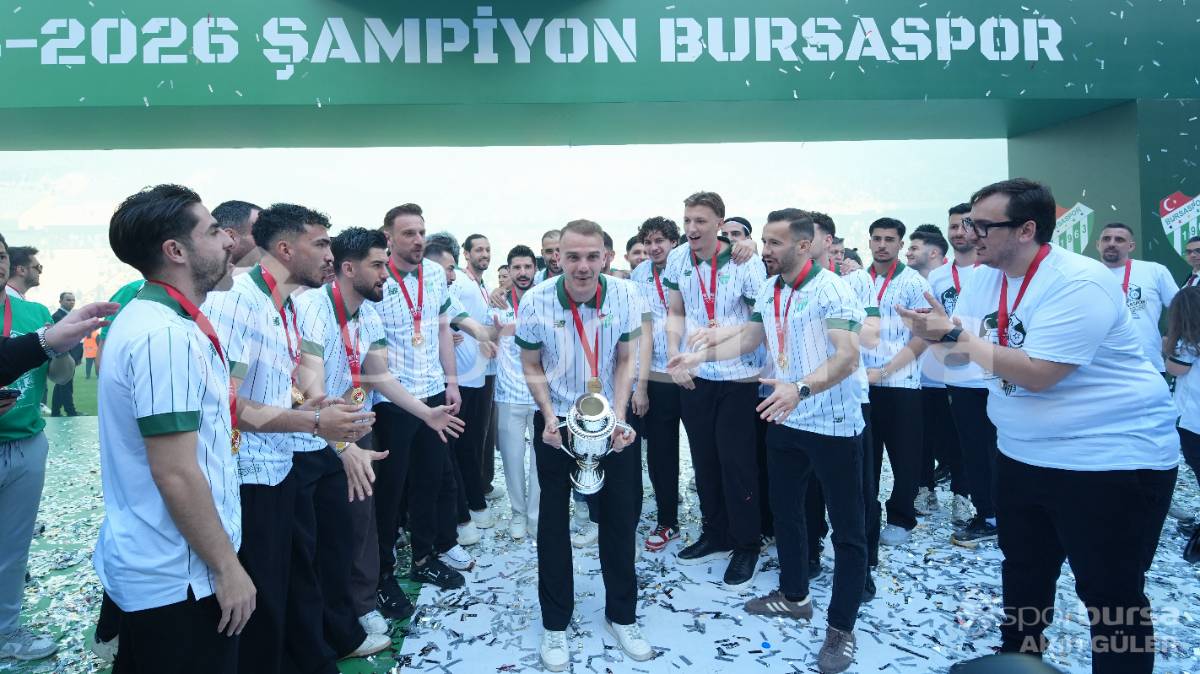 BURSASPOR ŞAMPİYONLUK KUTLAMASI FOTOĞRAFLARI