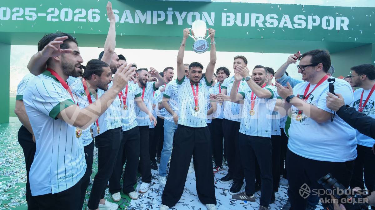 BURSASPOR ŞAMPİYONLUK KUTLAMASI FOTOĞRAFLARI