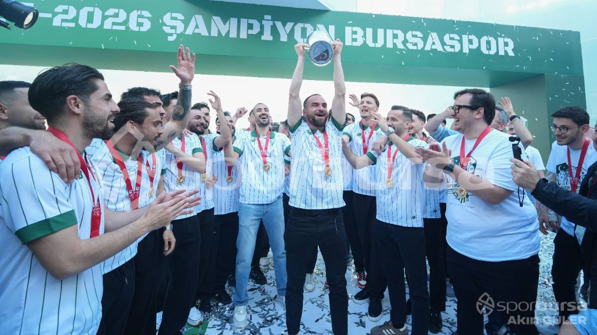 BURSASPOR ŞAMPİYONLUK KUTLAMASI FOTOĞRAFLARI