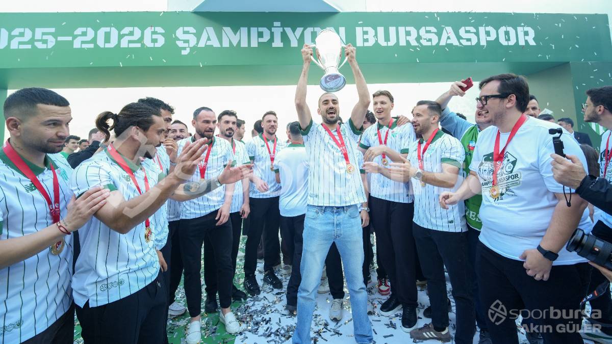 BURSASPOR ŞAMPİYONLUK KUTLAMASI FOTOĞRAFLARI