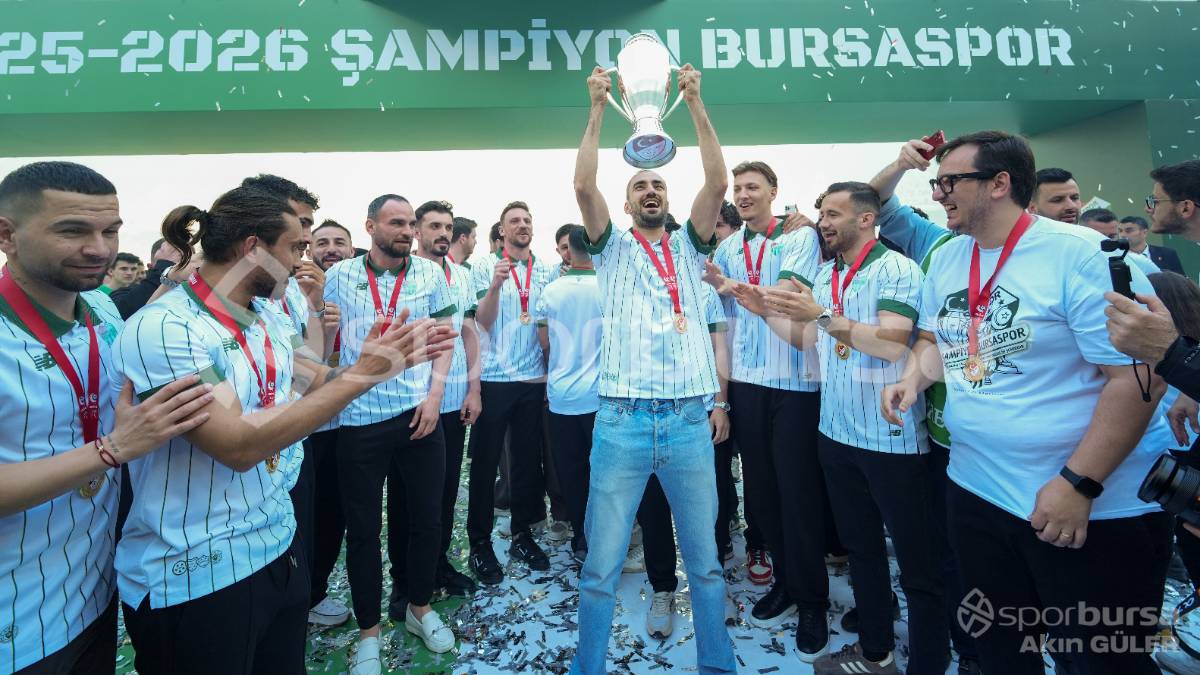 BURSASPOR ŞAMPİYONLUK KUTLAMASI FOTOĞRAFLARI
