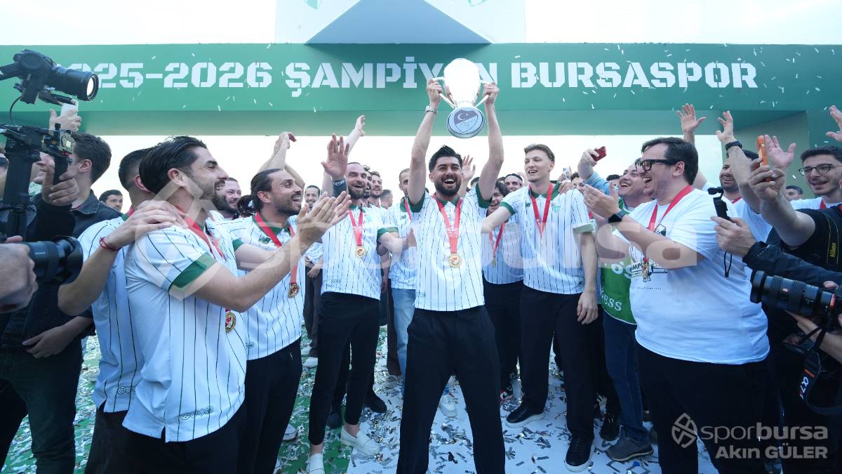 BURSASPOR ŞAMPİYONLUK KUTLAMASI FOTOĞRAFLARI