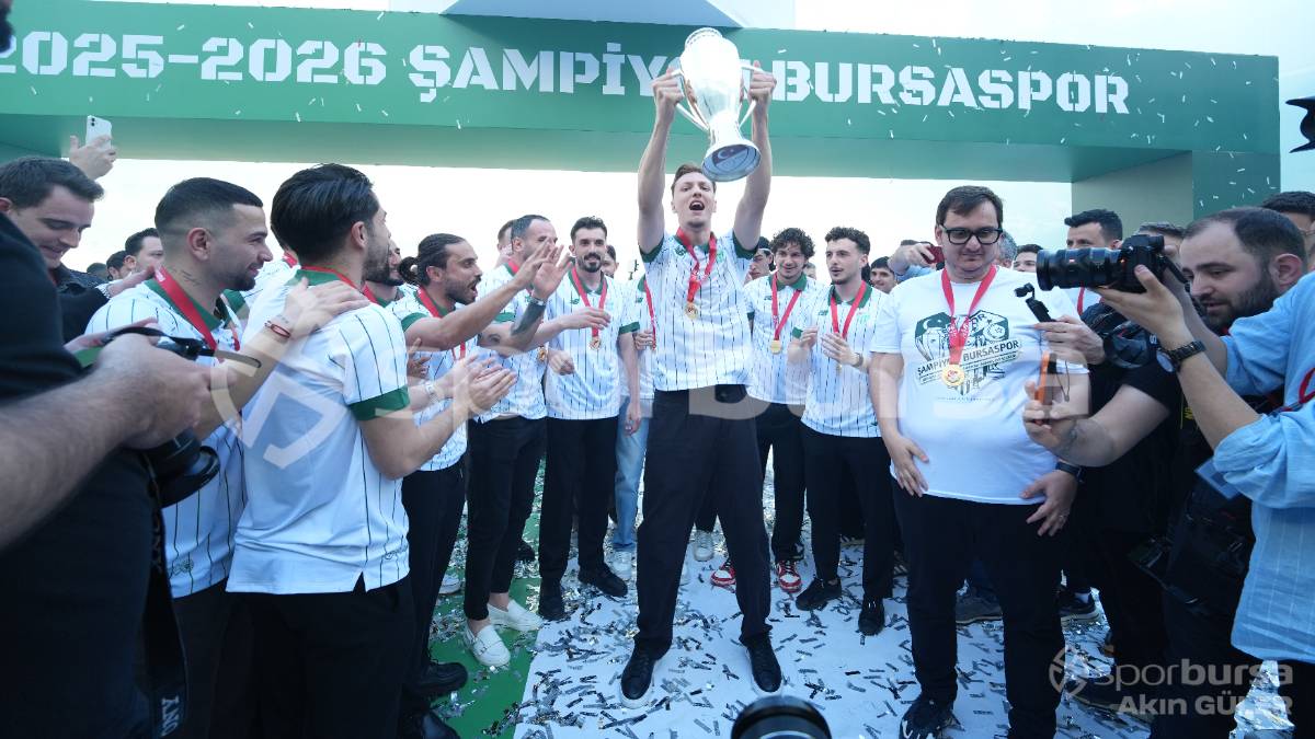 BURSASPOR ŞAMPİYONLUK KUTLAMASI FOTOĞRAFLARI