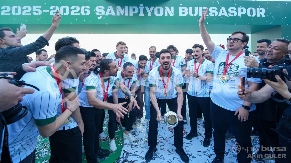 BURSASPOR ŞAMPİYONLUK KUTLAMASI FOTOĞRAFLARI