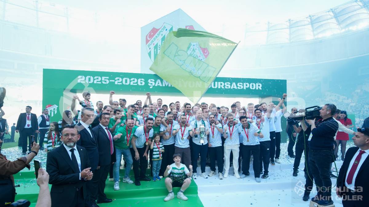 BURSASPOR ŞAMPİYONLUK KUTLAMASI FOTOĞRAFLARI