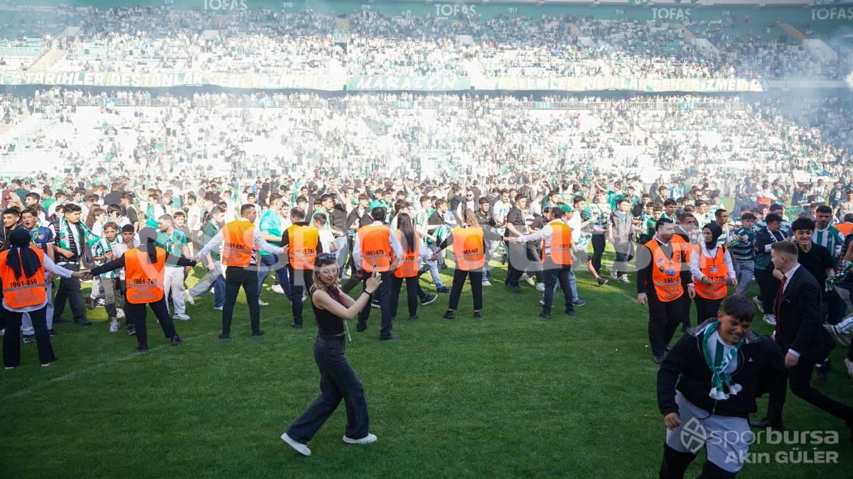 BURSASPOR ŞAMPİYONLUK KUTLAMASI FOTOĞRAFLARI
