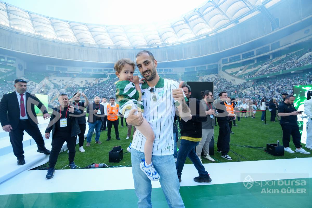 BURSASPOR ŞAMPİYONLUK KUTLAMASI FOTOĞRAFLARI
