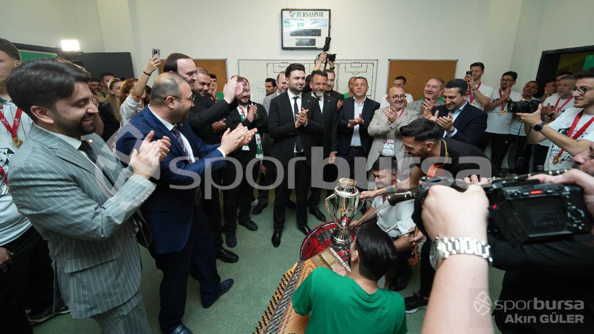 BURSASPOR ŞAMPİYONLUK KUTLAMASI FOTOĞRAFLARI