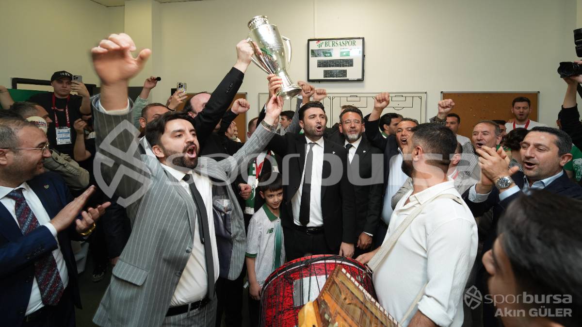 BURSASPOR ŞAMPİYONLUK KUTLAMASI FOTOĞRAFLARI