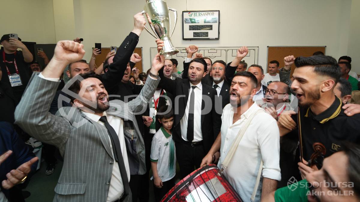 BURSASPOR ŞAMPİYONLUK KUTLAMASI FOTOĞRAFLARI