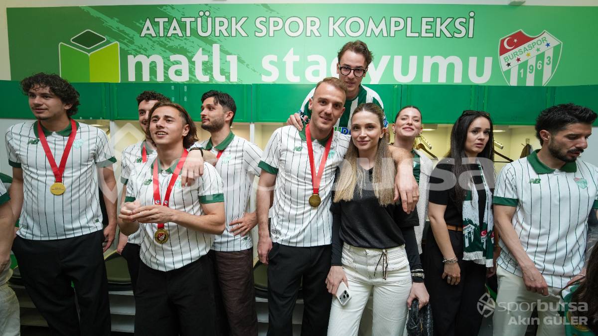 BURSASPOR ŞAMPİYONLUK KUTLAMASI FOTOĞRAFLARI