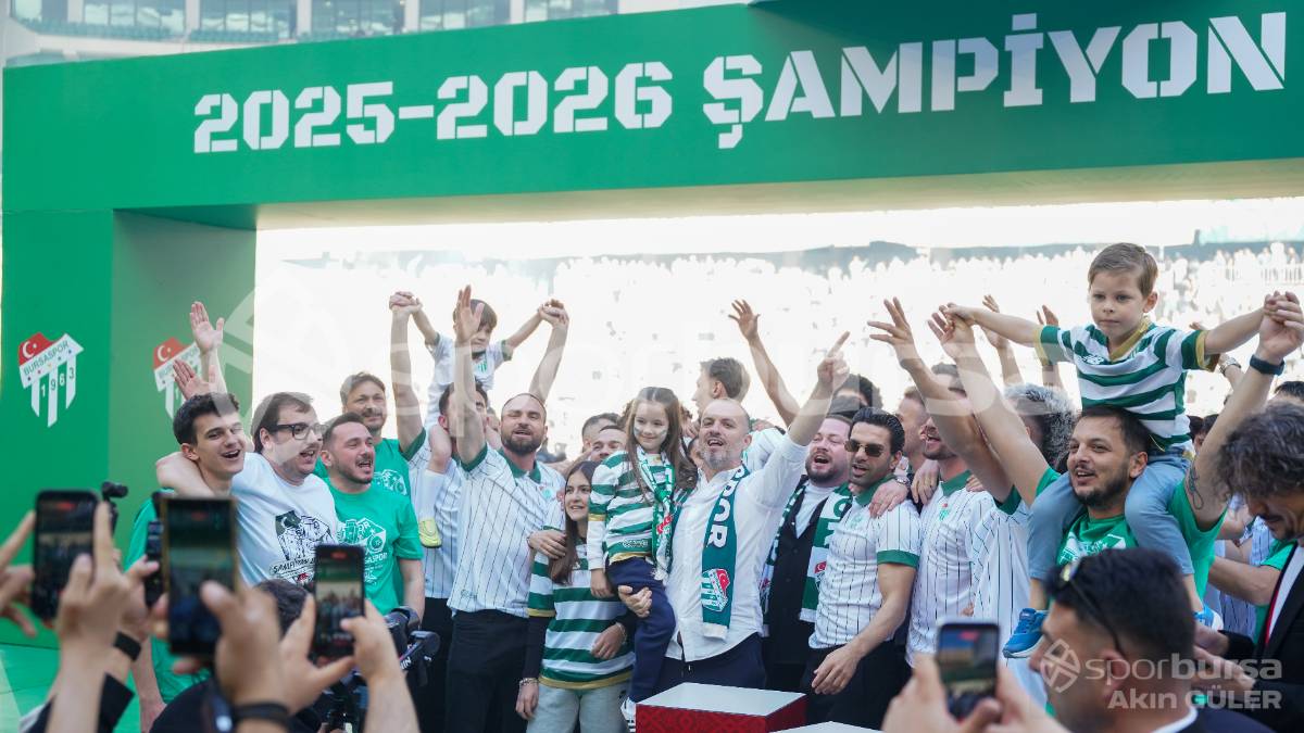 BURSASPOR ŞAMPİYONLUK KUTLAMASI FOTOĞRAFLARI