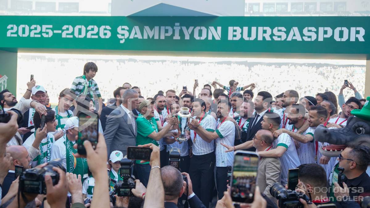 BURSASPOR ŞAMPİYONLUK KUTLAMASI FOTOĞRAFLARI
