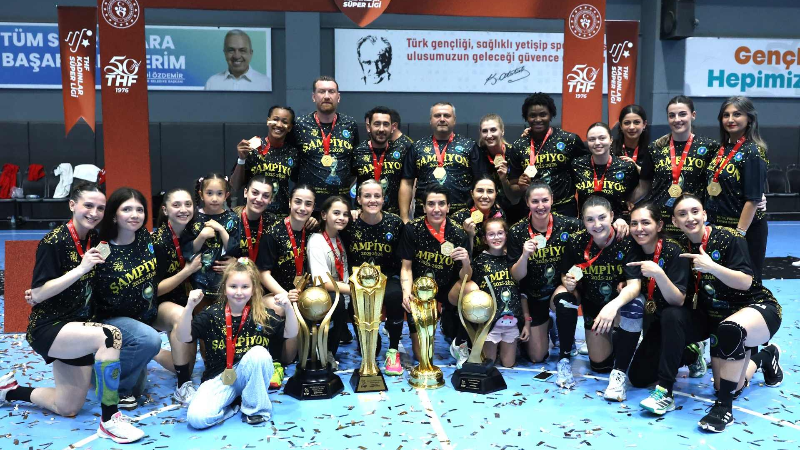 O kupalar Bursa’ya geldi!