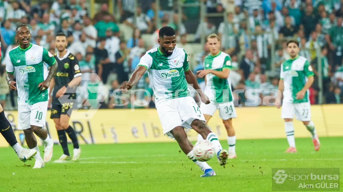 BURSASPOR - IĞDIR FK MAÇI FOTOĞRAFLARI